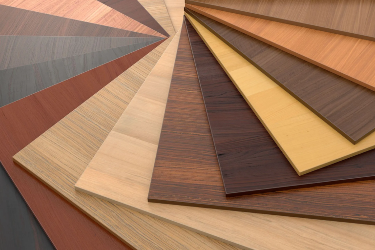 laminate-installation-hero-hardwood-plus-1920w copia